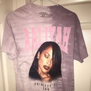 Aaliyah icon vintage shirt